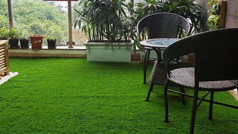 چمن مصنوعی تراس - خانه بلوک